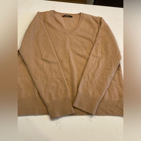 Quince 100% Cashmere Mongolian Soft Camel Tan Pullover V-Neck Sweater M - Picture 4 of 8